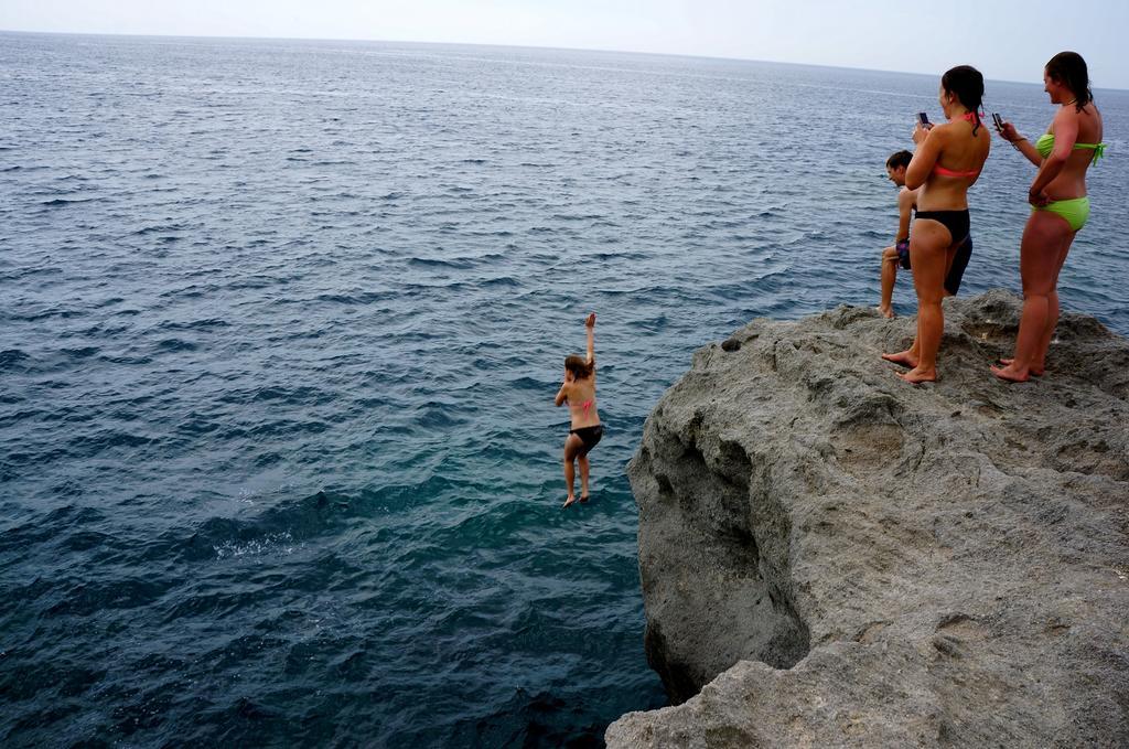 Ring Hostel Forio di Ischia المظهر الخارجي الصورة
