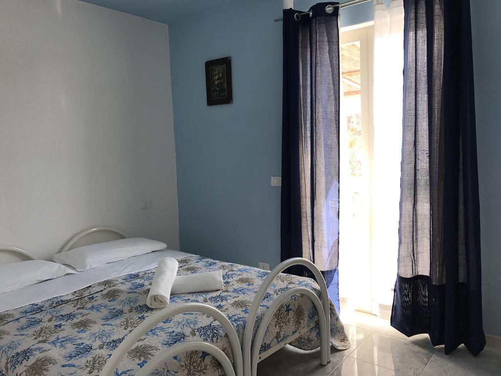 Ring Hostel Forio di Ischia المظهر الخارجي الصورة
